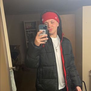 Meet your Posher, Jason